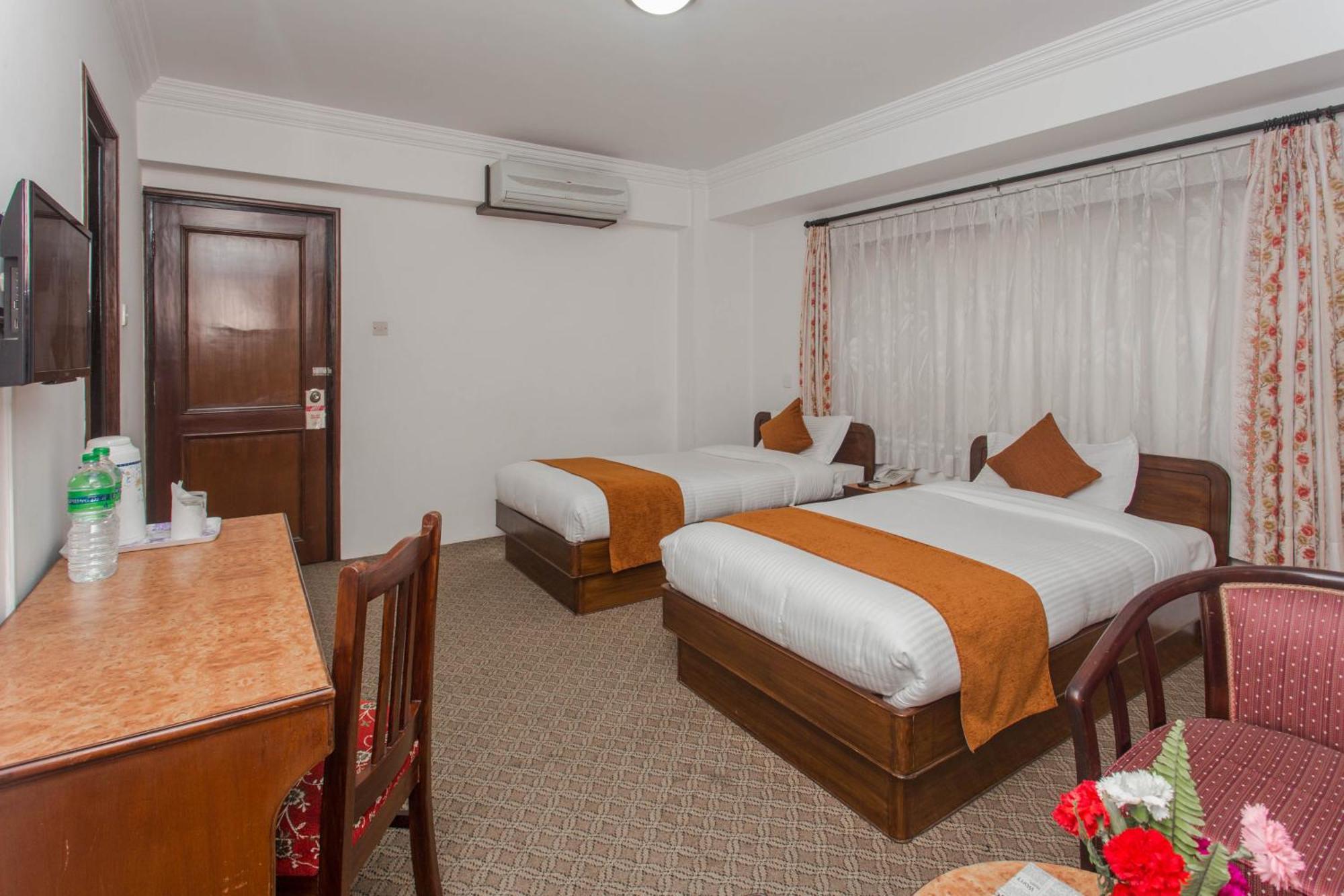 קטמנדו Fuji Hotel מראה חיצוני תמונה