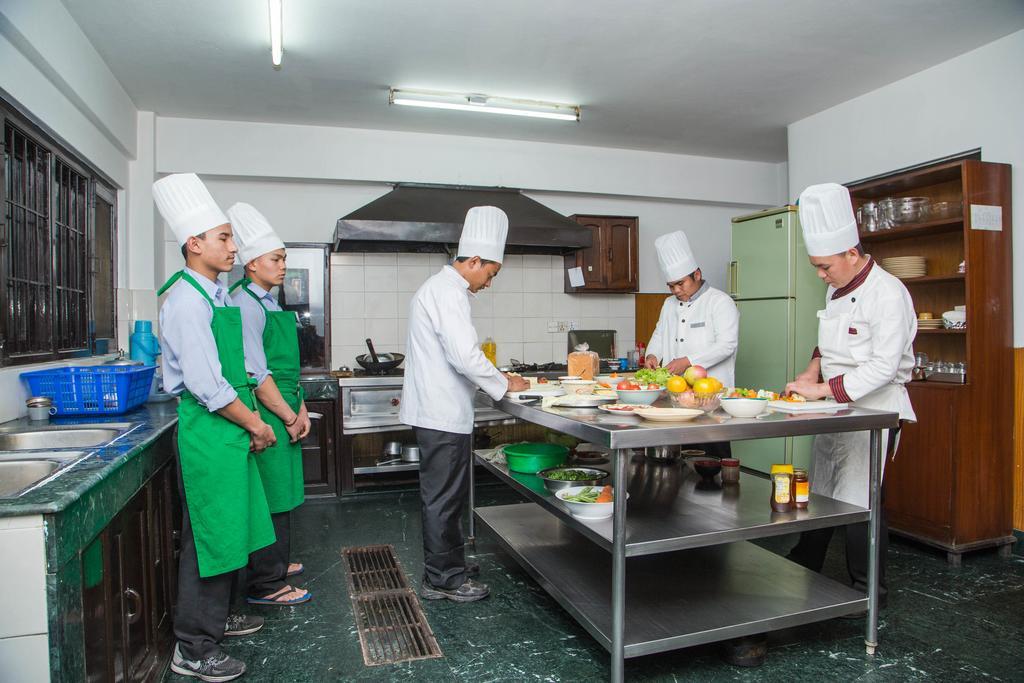 קטמנדו Fuji Hotel מראה חיצוני תמונה